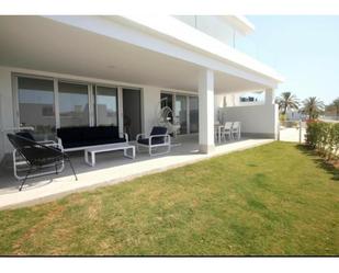 Terrassa de Apartament de lloguer en Estepona amb Aire condicionat, Terrassa i Piscina