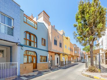 Mixt residencial en venda a Burrero