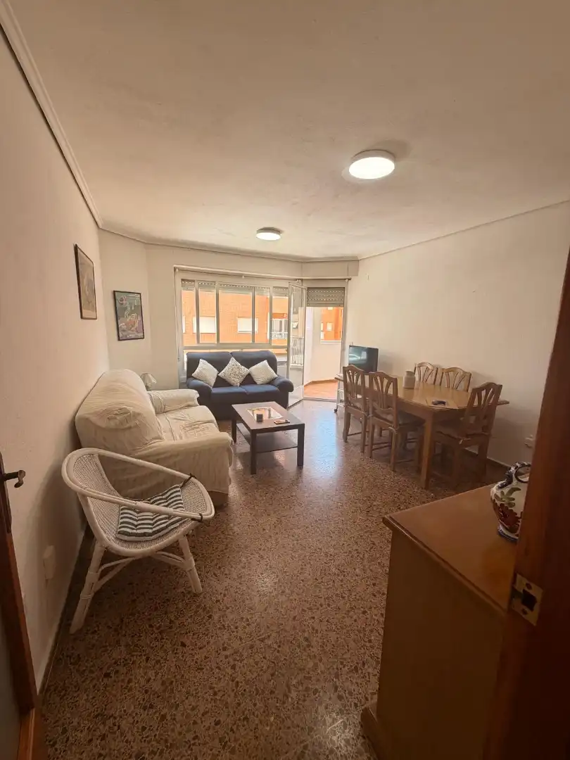 Sala de estar de Apartamento de alquiler en Sagunto / Sagunt con Amueblado, Horno y Lavadora