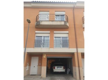 Adossat en venda a Calle Miravet 46