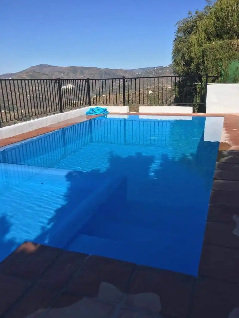 Schwimmbecken von Country house zum Verkauf in Vélez-Málaga mit Klimaanlage, Privatgarten und Terrasse
