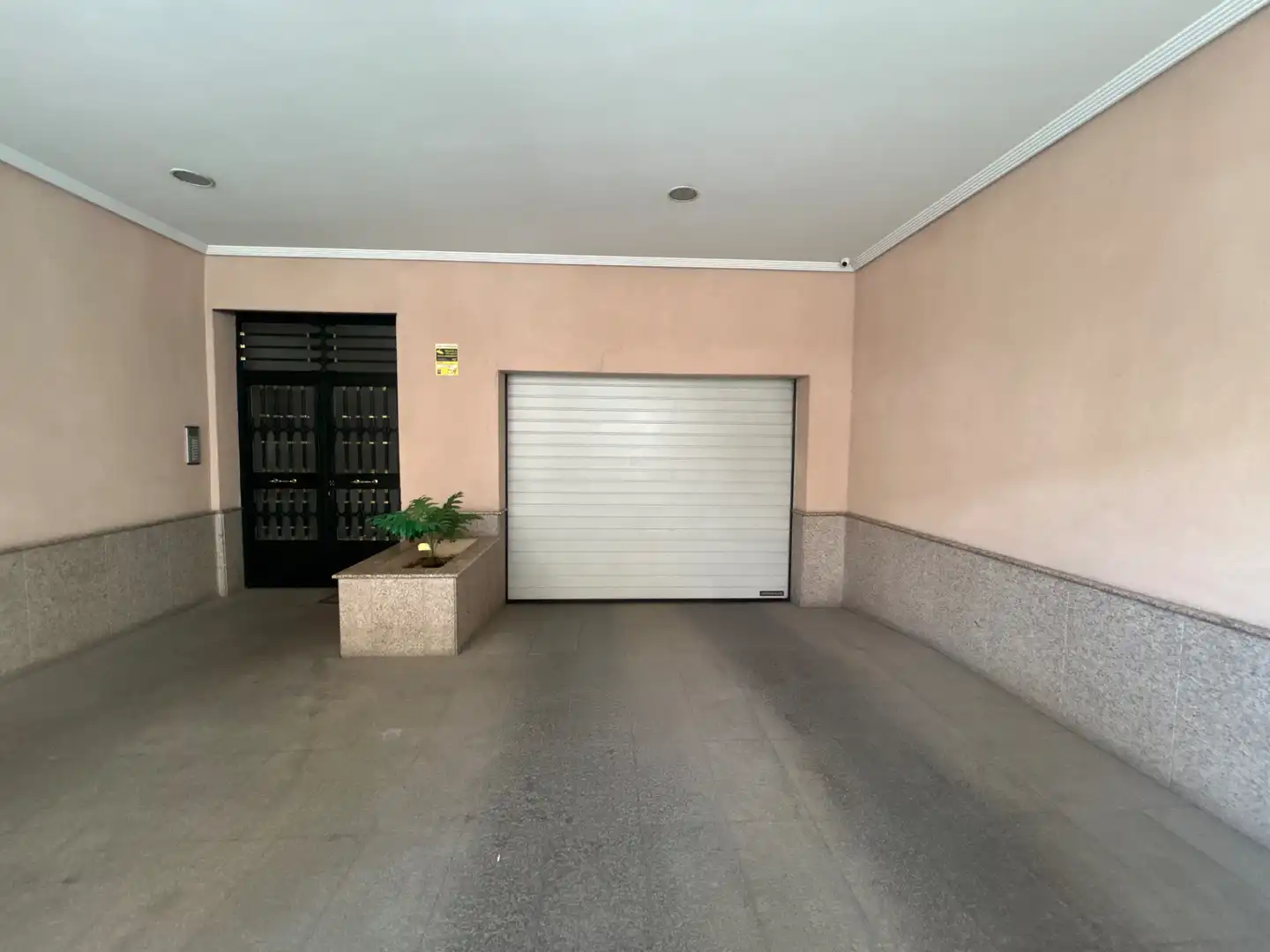 Aparcament amb ascensor en venda a Tomelloso