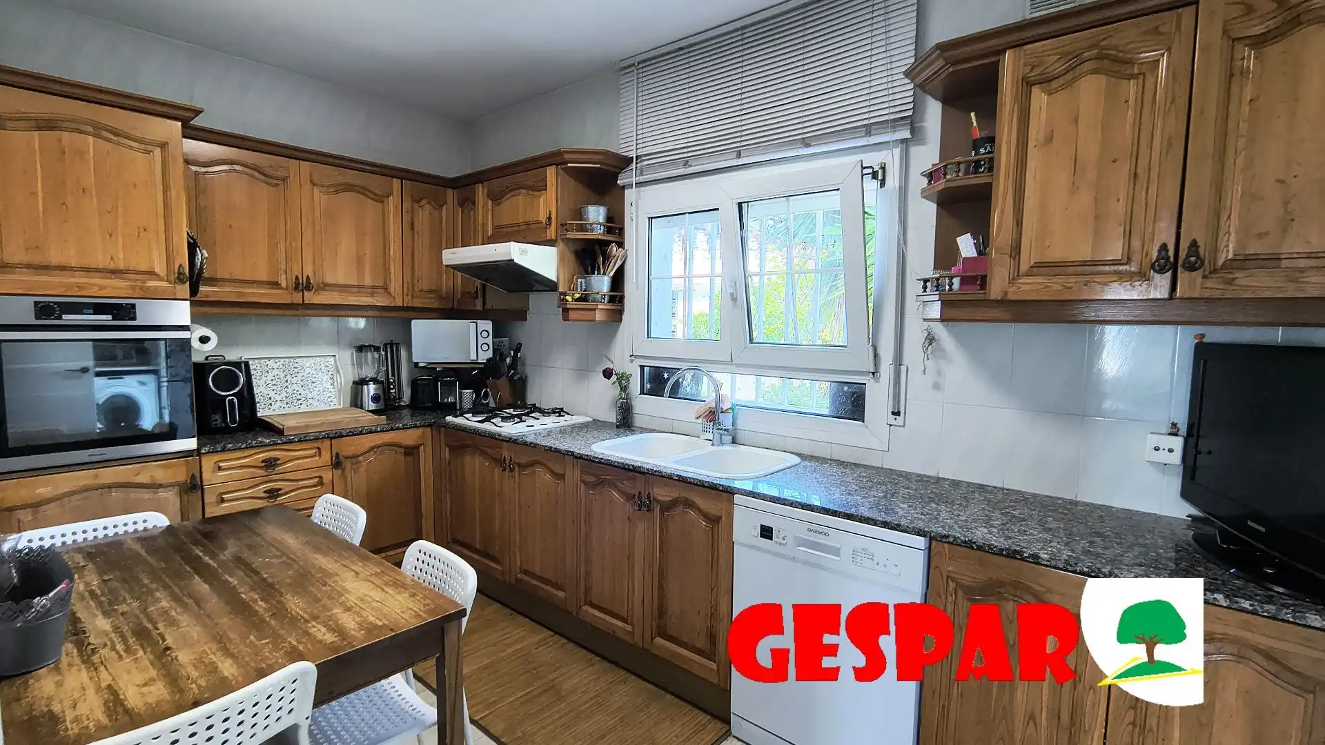 Cocina de Casa o chalet en venta en Parets del Vallès con Calefacción y Jardín privado