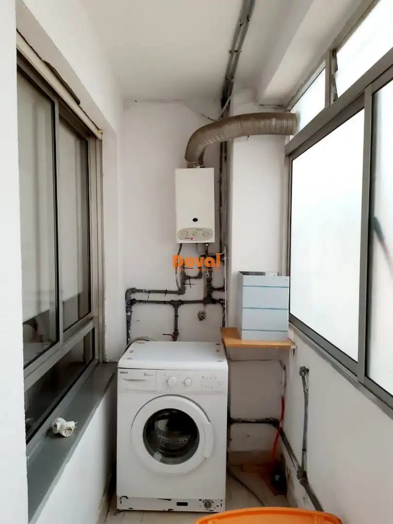 Piso de alquiler en Vigo  con Calefacción, Amueblado y Balcón