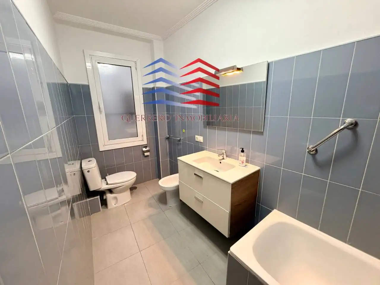 Bathroom of Flat for rent in O Carballiño    with Heating and Furnished