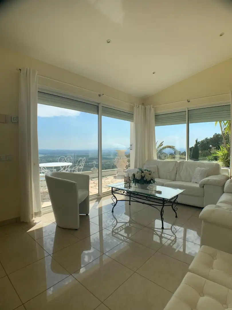 Sala d'estar de Casa o xalet en venda en Roses amb Calefacció i Jardí privat