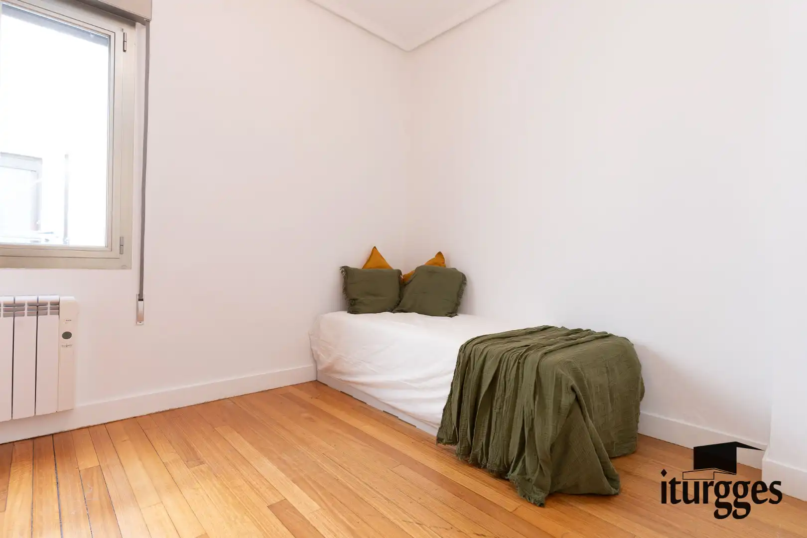 Habitación de Piso en venta en Gernika-Lumo con Calefacción y Internet