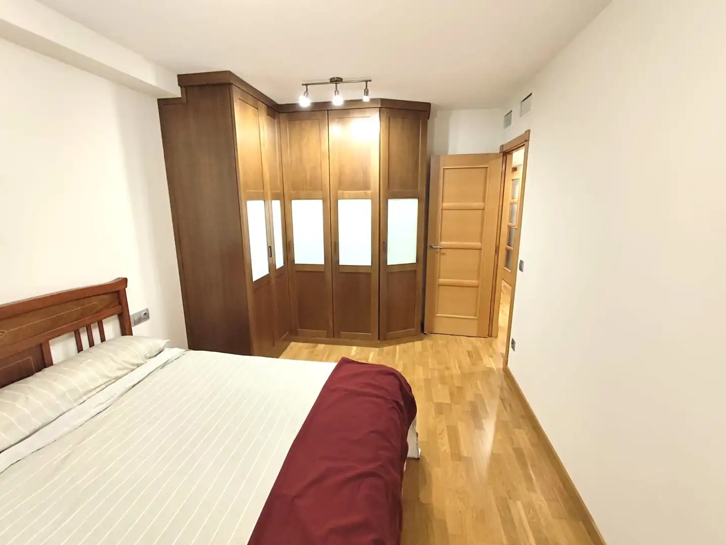 Bedroom of Flat for rent in Barbastro  with Air Conditioner, Heating and Terrace