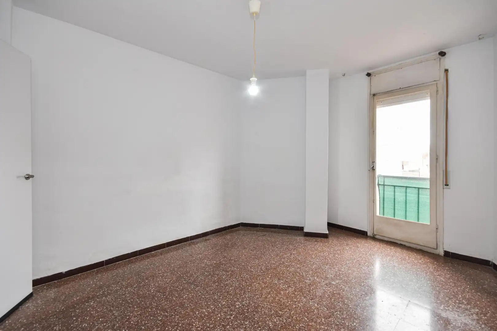 Habitación de Piso en venta en Terrassa con Calefacción