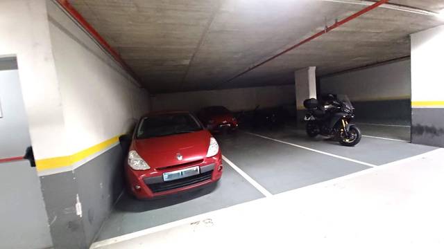 Garaje en Alquiler en Carrer OSI en Sarrià