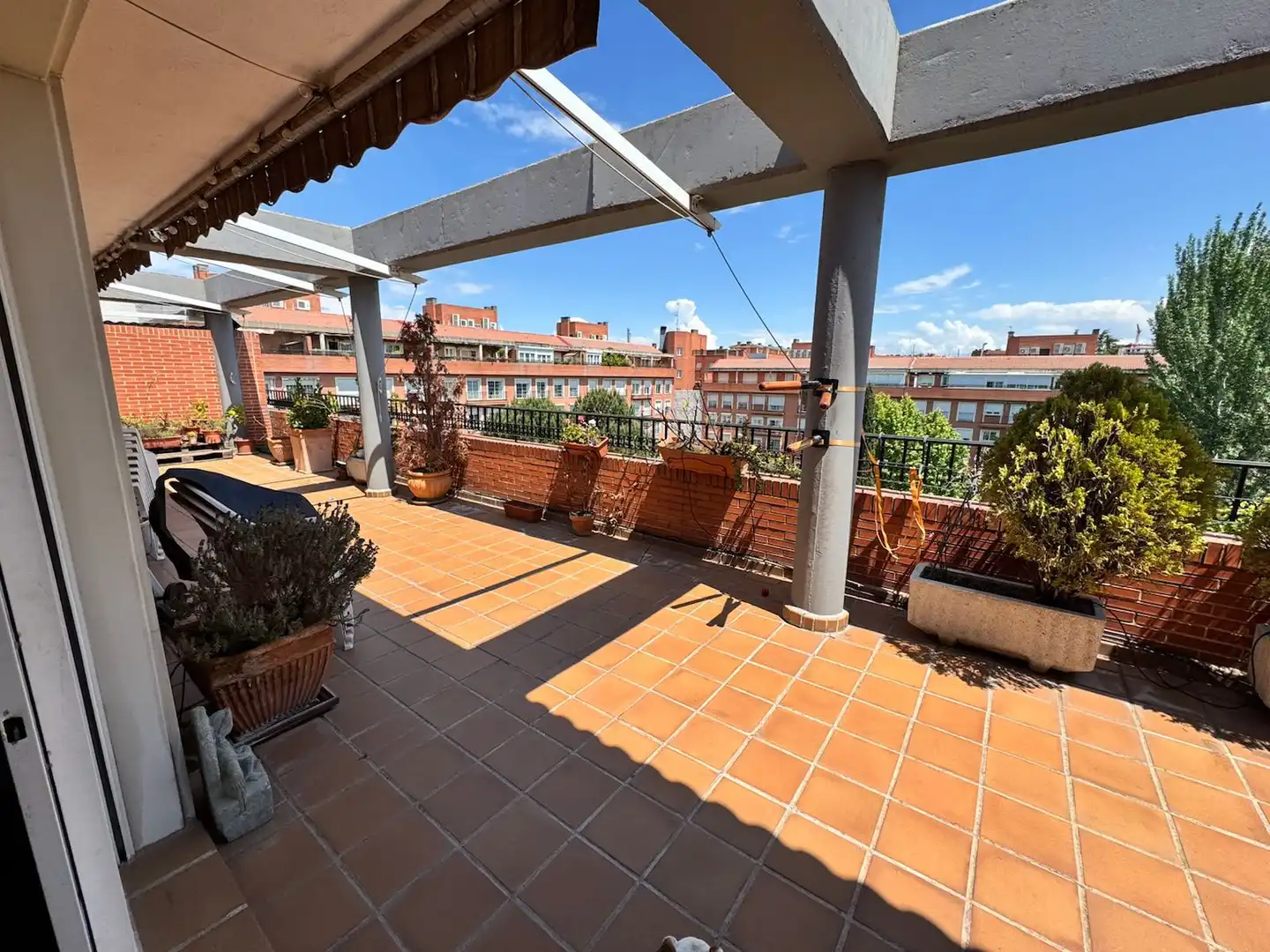 Terraza de Ático en venta en Madrid con Terraza, Trastero y Piscina
