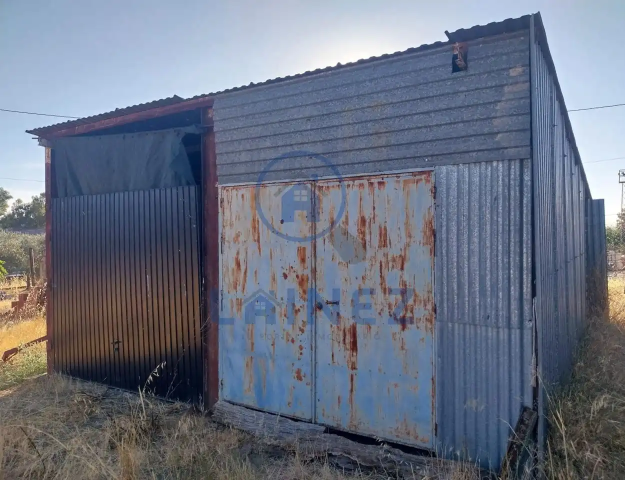 Vista exterior de Nave industrial en venta en Peñarroya-Pueblonuevo