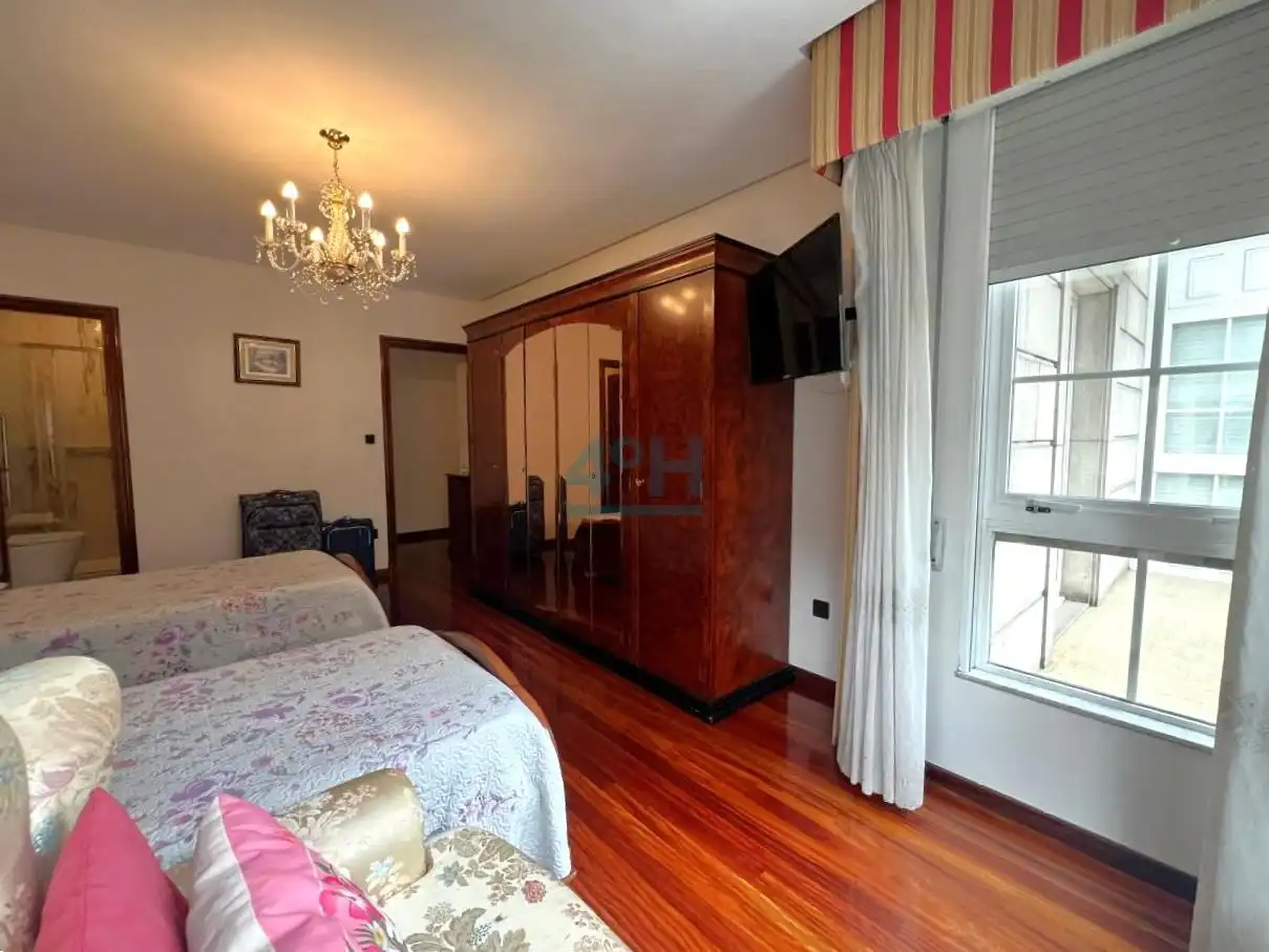 Bedroom of Flat for sale in Ourense Capital   with Heating, Parquet flooring and Storage room