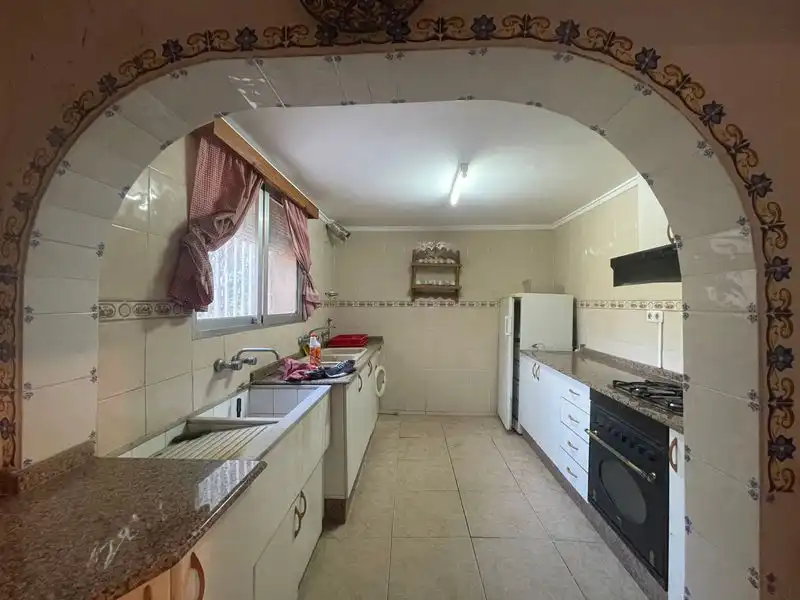 Küche von Haus oder Chalet zum Verkauf in Turís mit Privatgarten, Terrasse und Abstellraum