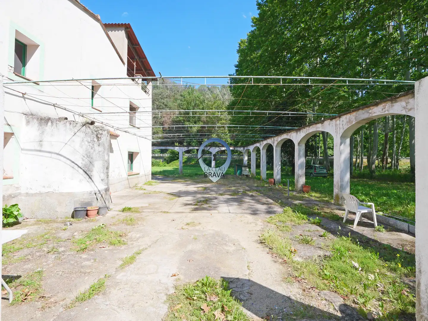 Außenansicht von Country house zum Verkauf in Bescanó mit Heizung, Privatgarten und Terrasse