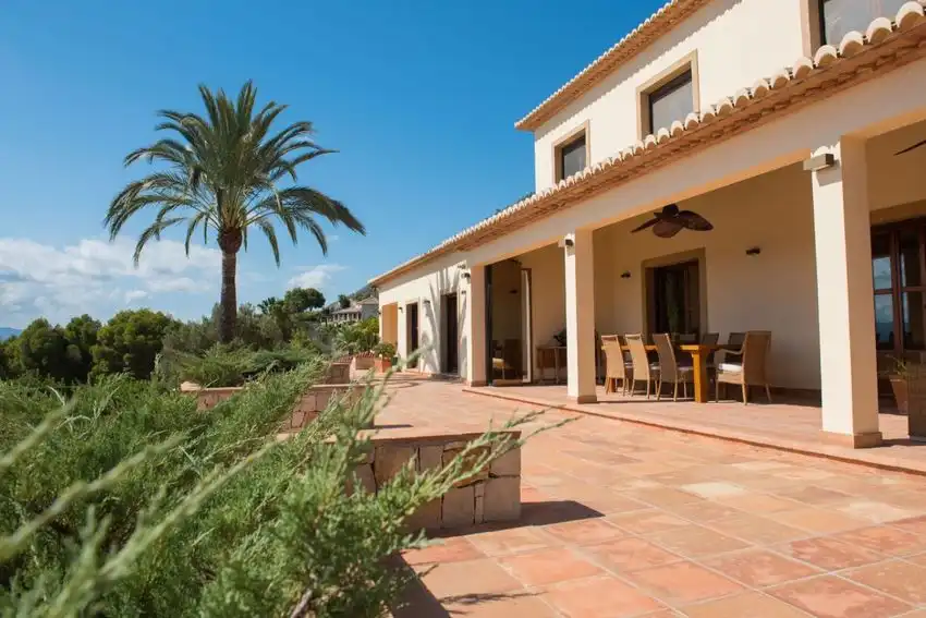 Villa con piscina in vendita a Montgó - Ermita