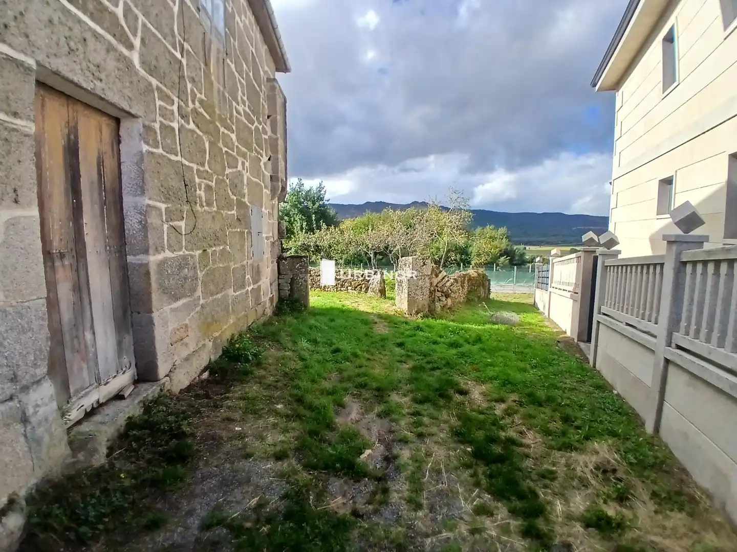 Finca rústica en venda a Porqueira