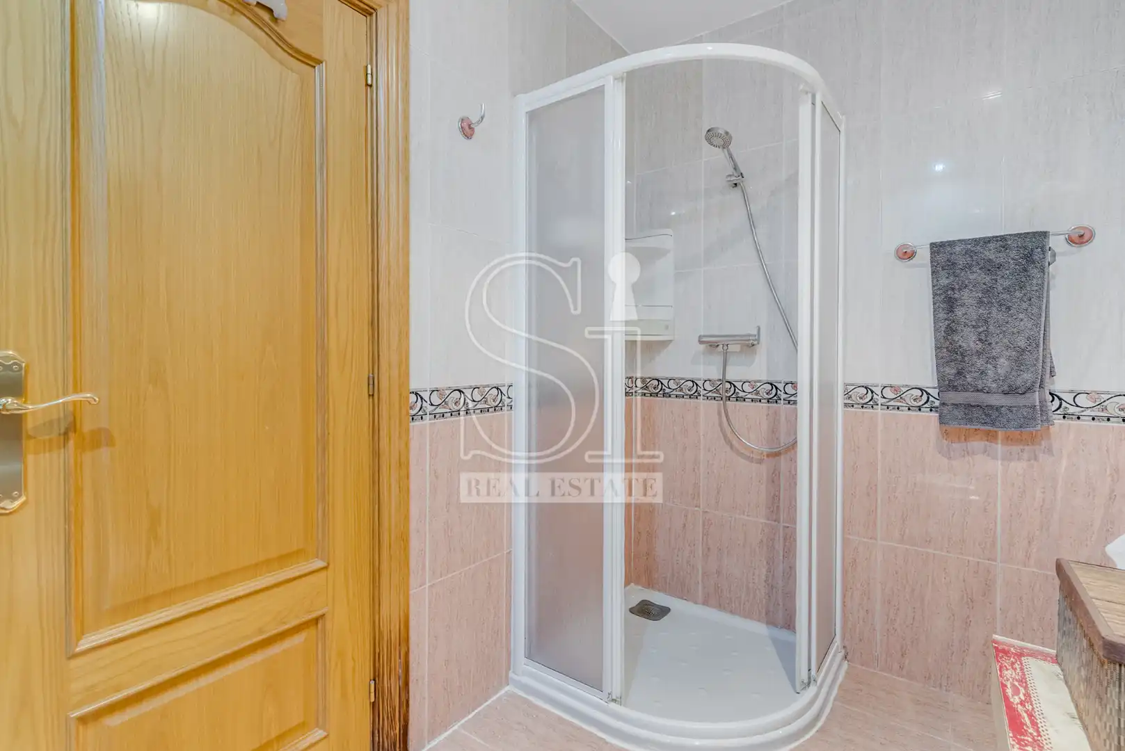 Bathroom of Houses for sale in Montcada i Reixac  with Air Conditioner, Heating and Private garden