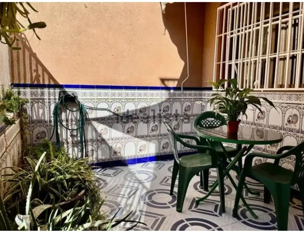 Adossat amb terrassa en venda a Calle Miguel Ángel, imagen 3