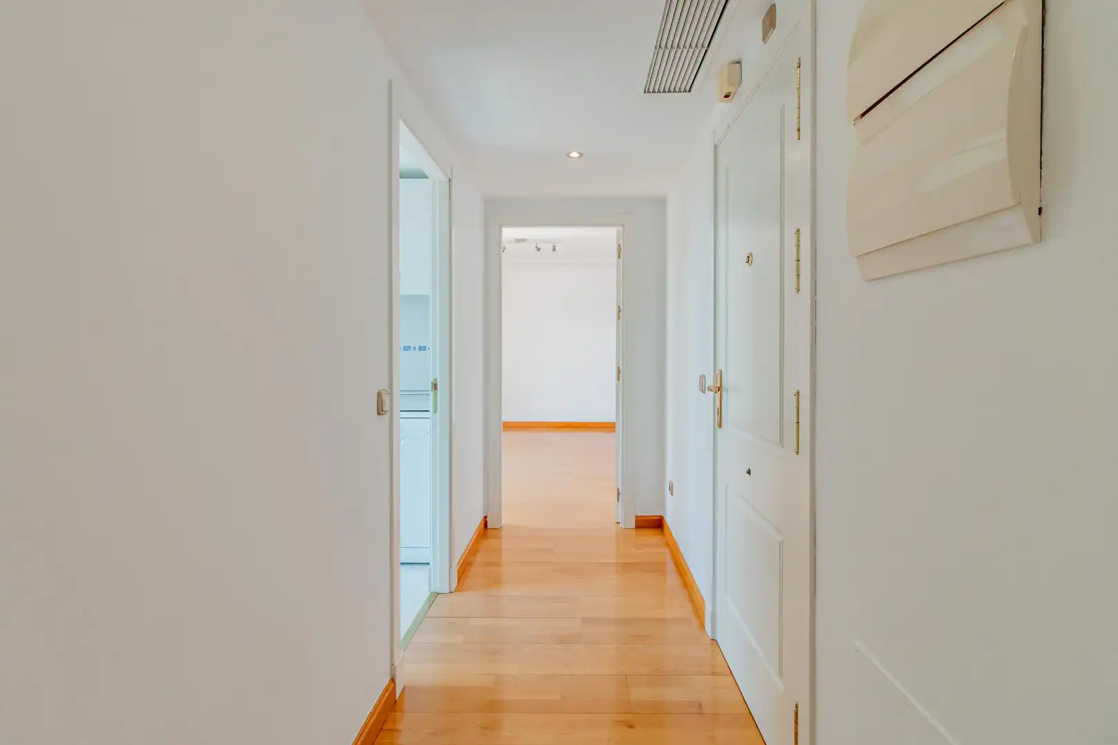 Ático de alquiler en Madrid con Jardín privado, Parquet y Trastero