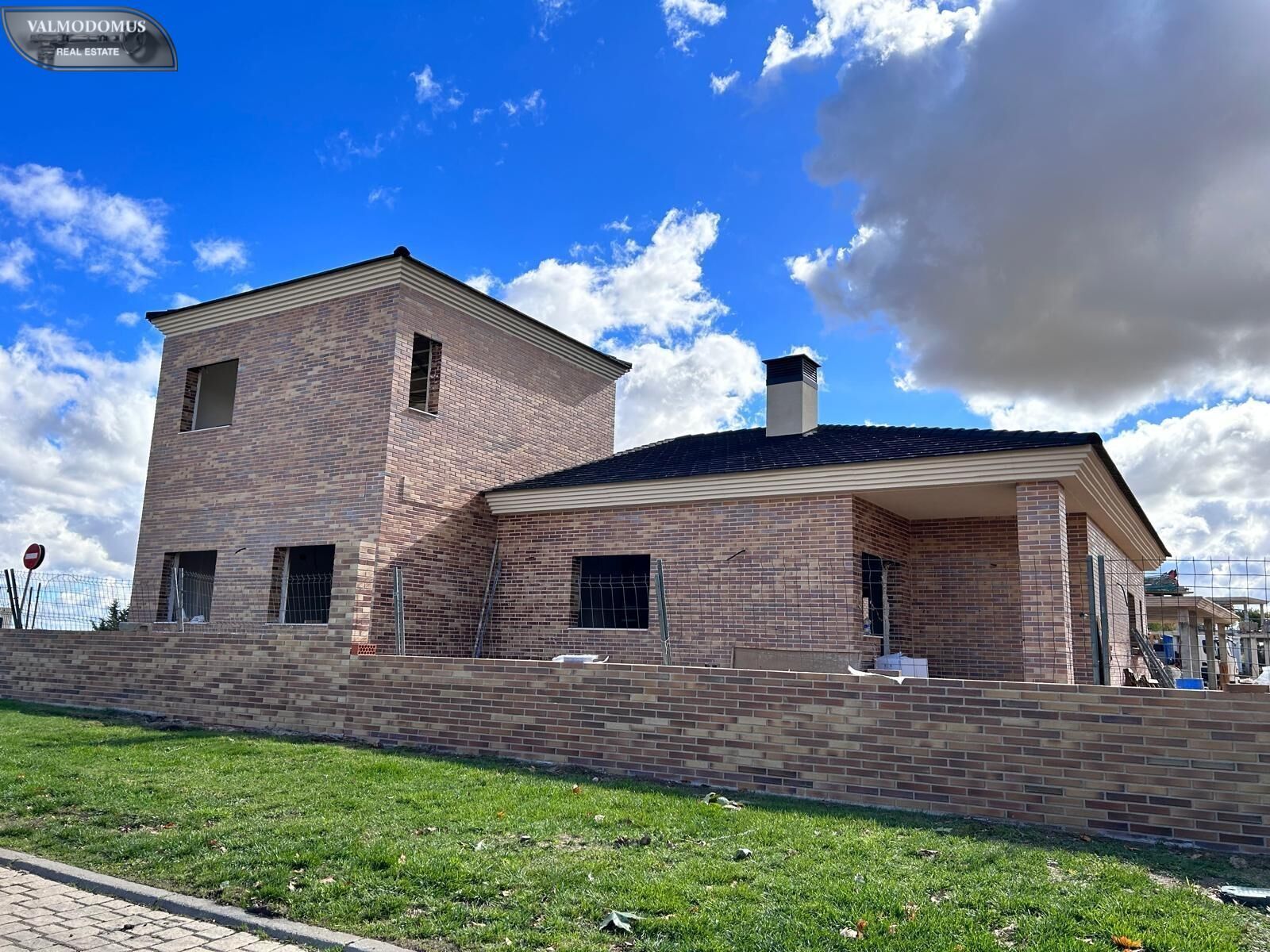 Exterior view of House or chalet for sale in Navalcarnero  with Heating, Private garden and Terrace