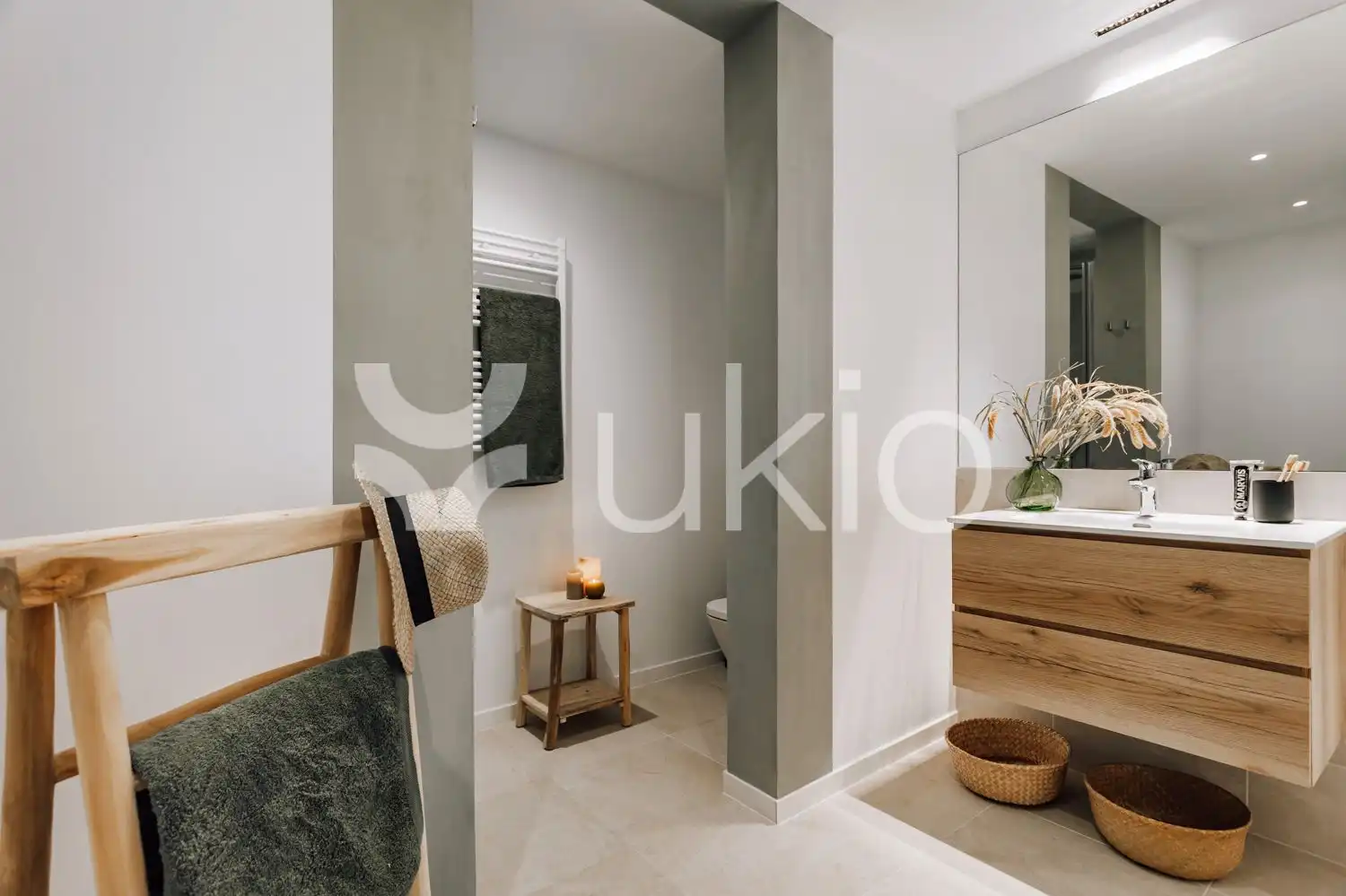 Apartment with lift to rent in Gran Via de les Corts Catalanes, imagen 9