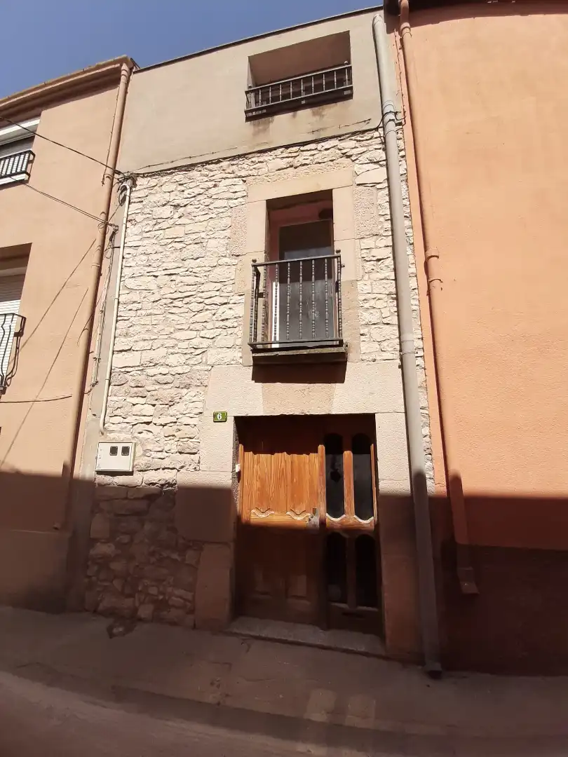 Vista exterior de Casa adosada en venta en Belianes con Balcón