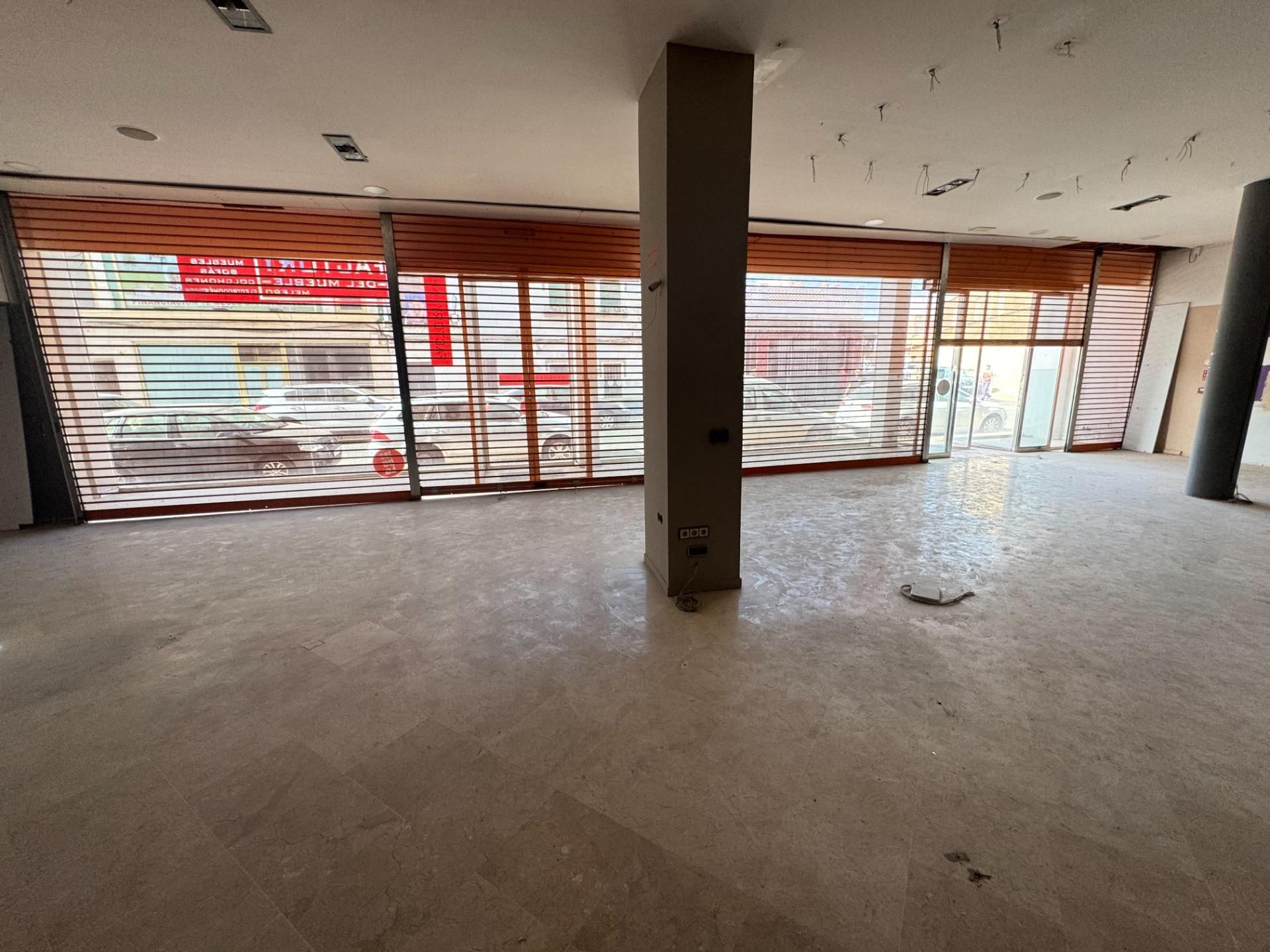 Local de alquiler en Calle del Cristo de la Veracruz, Centro - Doña Mercedes