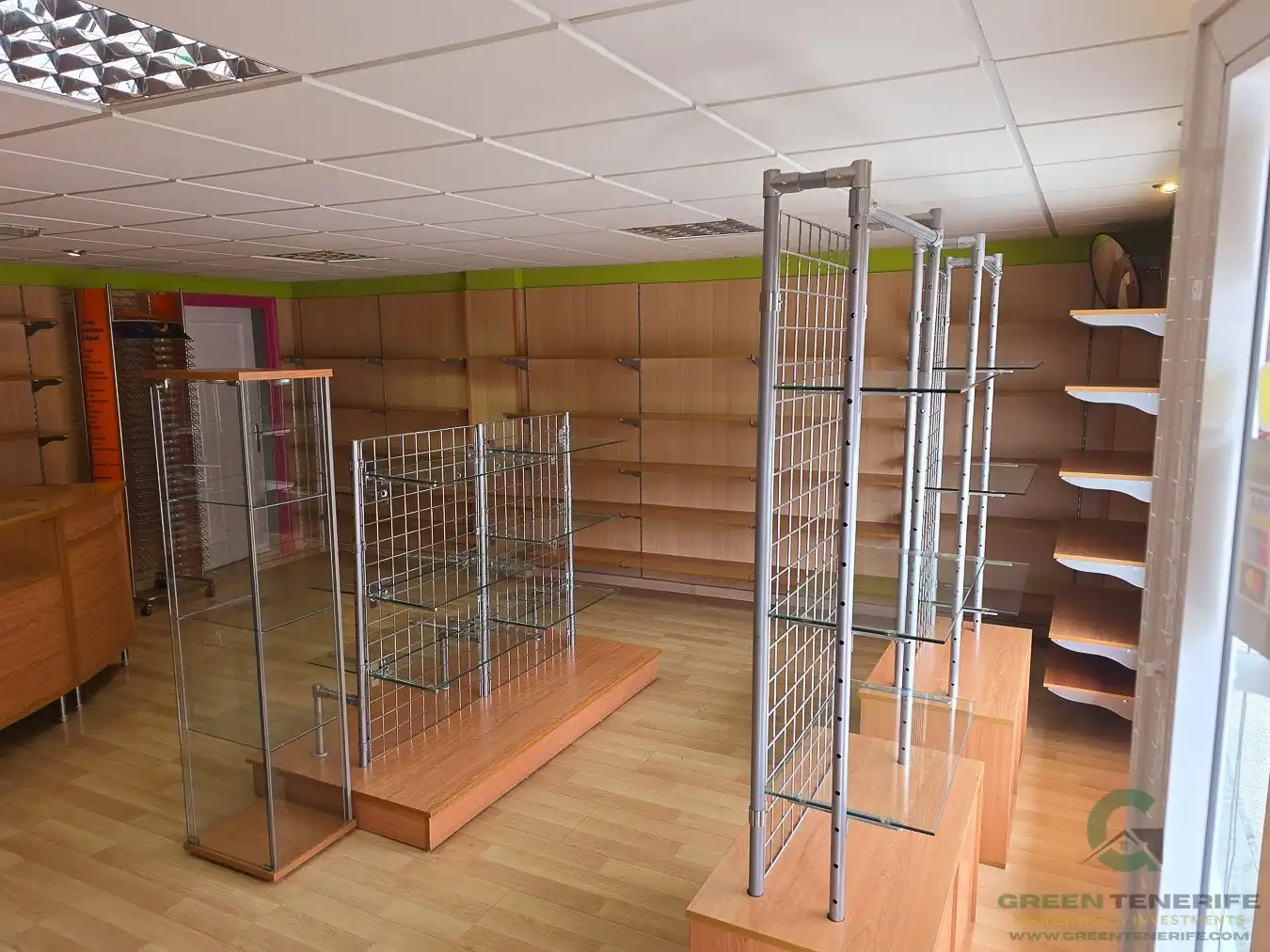 Locale commerciale in vendita a Av. Viera y Clavijo N° Ed. Mariano Pl:oo Pt:L 
 Adeje (Adeje) 
S/C de Tenerife, imagen 19