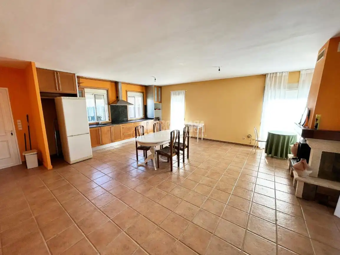 Cocina de Casa o chalet en venta en Osera de Ebro con Calefacción y Jardín privado