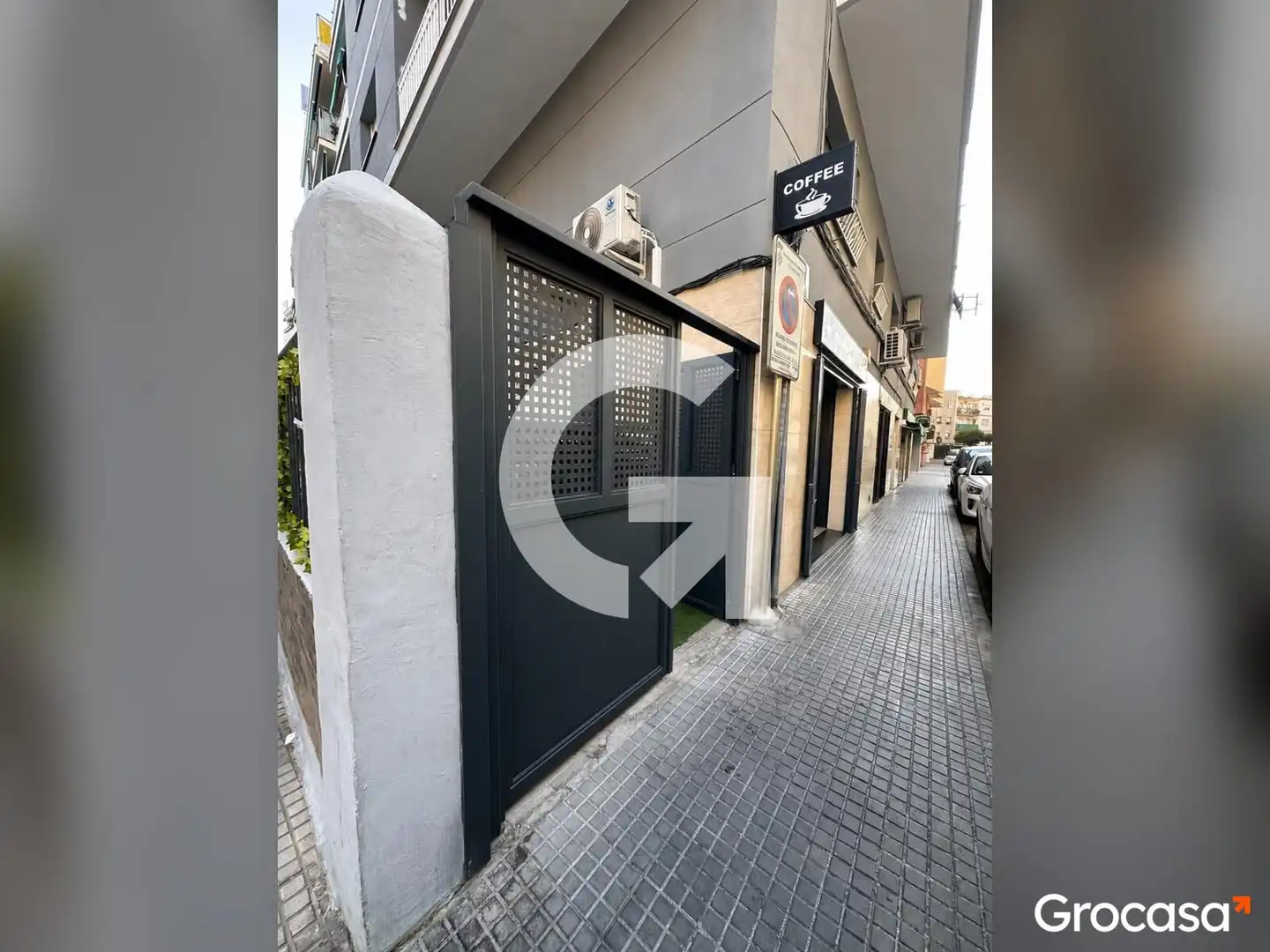 Local comercial en venta en CL DOMENECH I MONTANER, imagen 2
