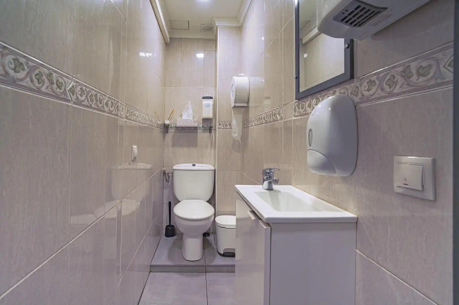 Badezimmer von Geschaftsraum zur Miete in  Palma de Mallorca