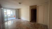 Flat for sale in  Granada Capital  with Air Conditioner and Terrace