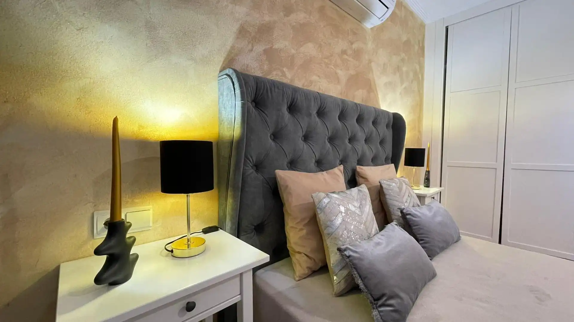 Schlafzimmer von Erdgeschoss zum Verkauf in San Pedro del Pinatar mit Privatgarten, Terrasse und Balkon