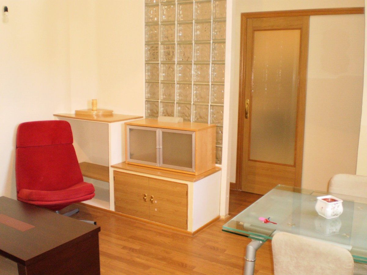 Flat to rent in Calle La Coruña, Cuatro Caminos - Azca
