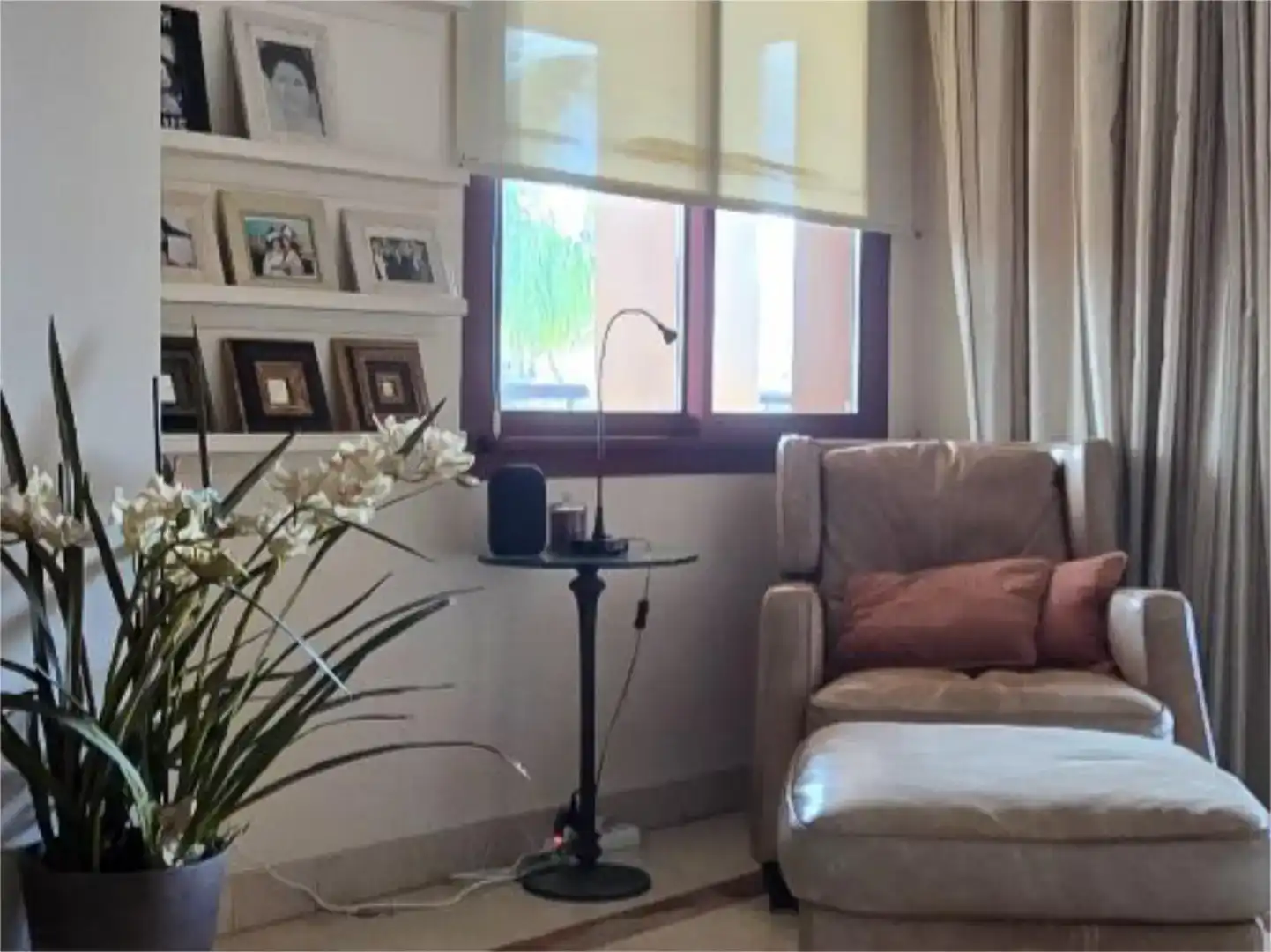 Sala d'estar de Apartament en venda en Marbella amb Aire condicionat i Piscina