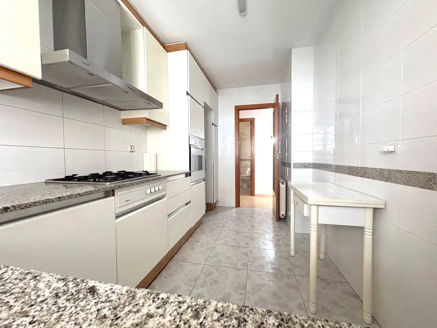 Kitchen of Flat for sale in Terrassa  with Heating, Terrace and Oven