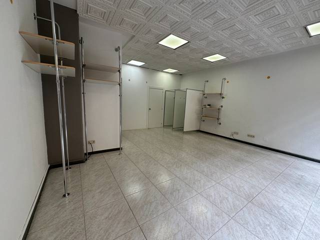 Local comercial en Alquiler en Calle Obispo Cobos en Úbeda