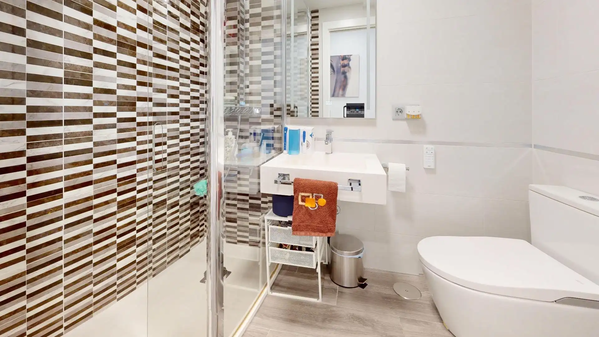 Baño de Piso en venta en Madrid con Aire acondicionado, Calefacción y Terraza