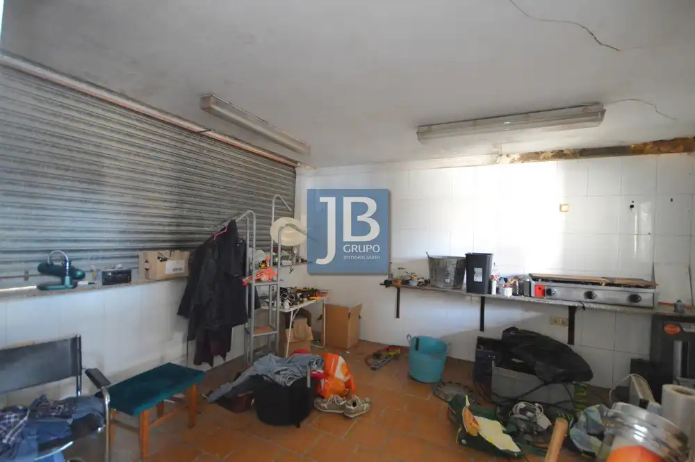 Fabrikhallen zum Verkauf in Rotglà i Corbera