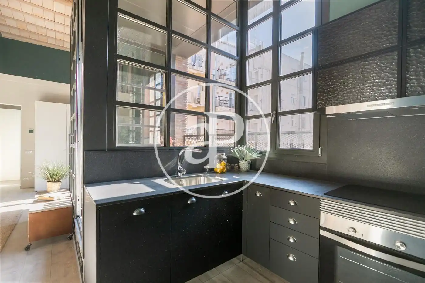 Cocina de Piso en venta en Barcelona con Aire acondicionado, Calefacción y Jardín privado