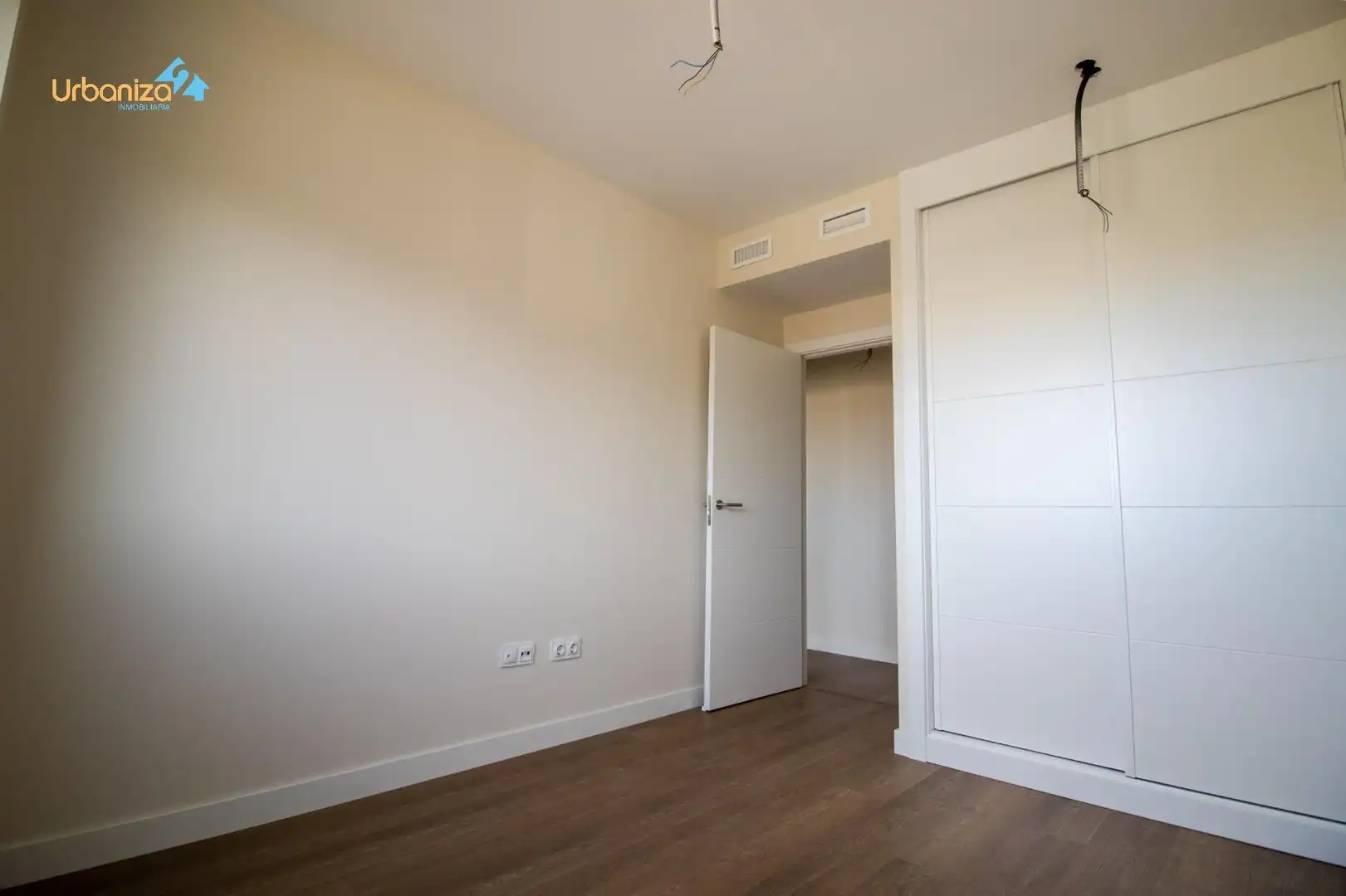 Bedroom of Flat for rent in Badajoz  with Private garden, Terrace and Community pool
