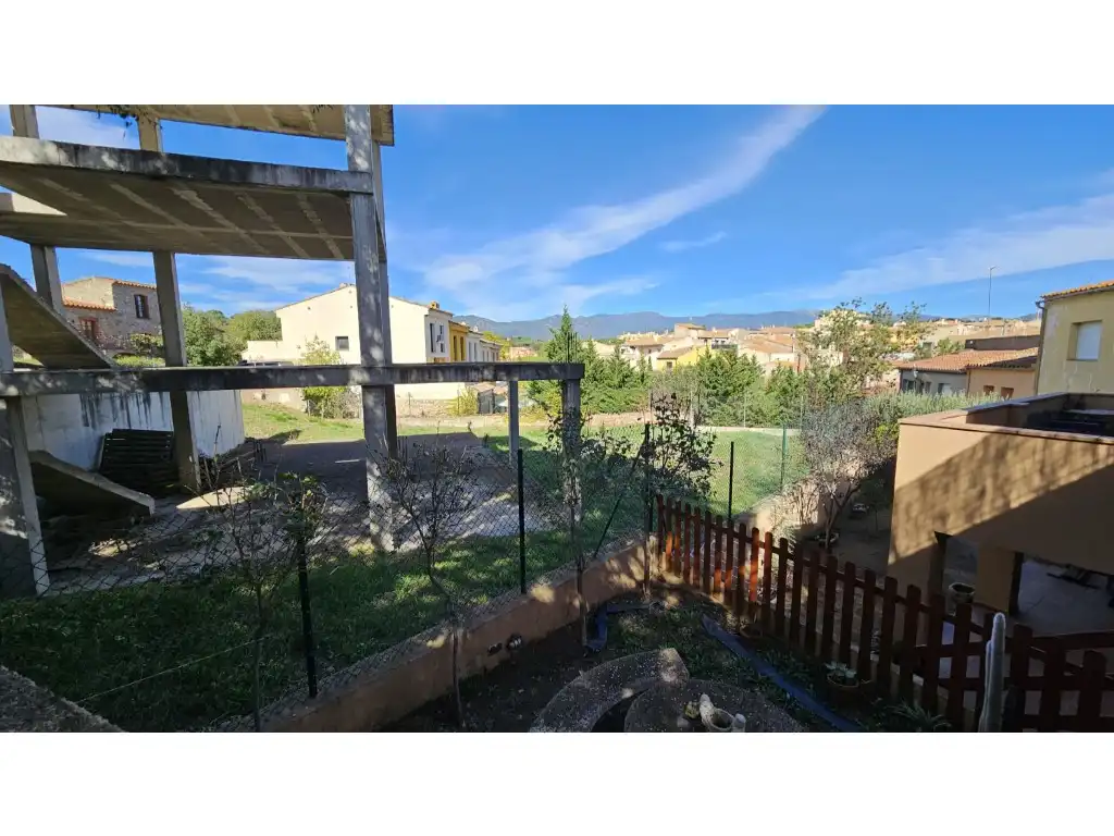 Garten von Residential zum Verkauf in Capmany