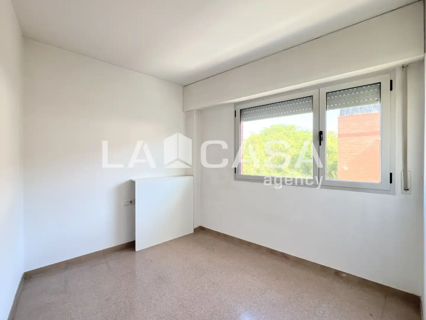 Habitación de Piso en venta en Badalona con Calefacción y Balcón