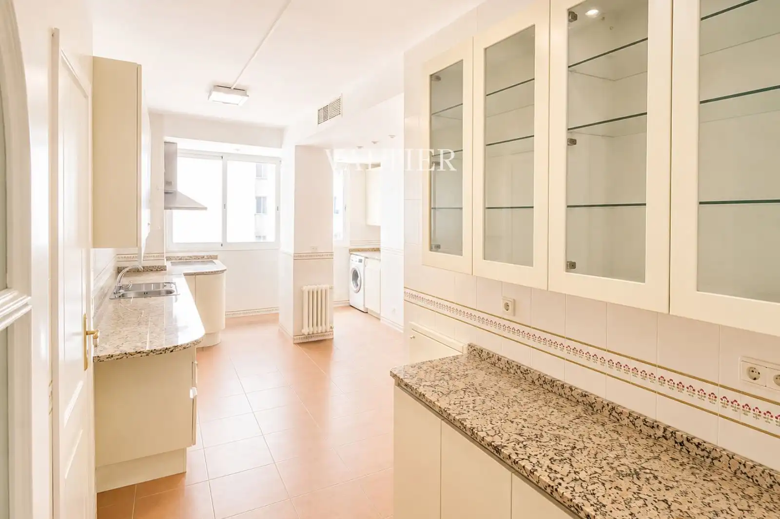 Kitchen of Flat for rent in Madrid  with Air Conditioner, Swimming Pool and Community pool