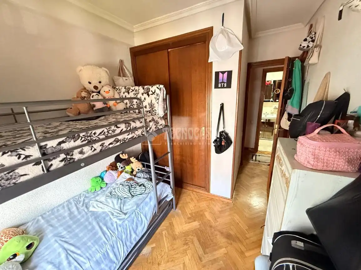 Schlafzimmer von Wohnung zum Verkauf in Madrid mit Klimaanlage, Heizung und Parkett