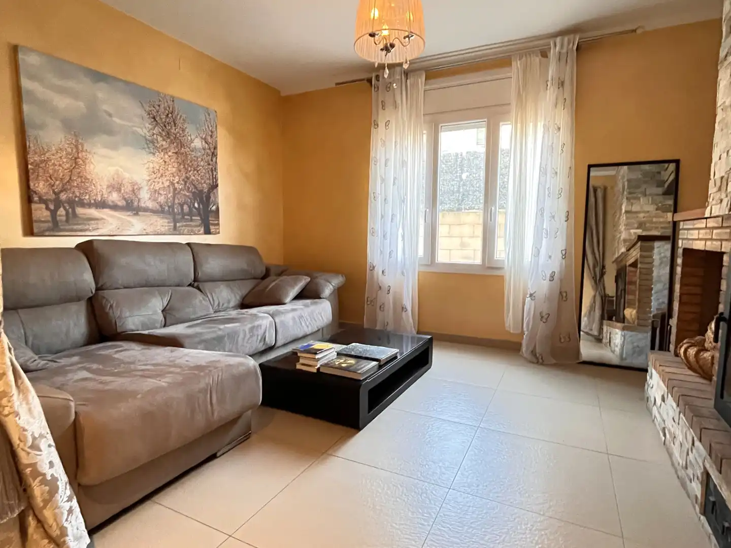 Sala de estar de Casa o chalet en venta en Fornells de la Selva con Aire acondicionado, Calefacción y Terraza