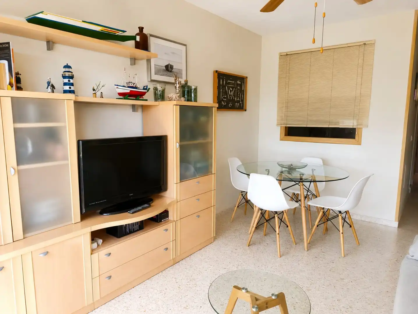 Sala de estar de Apartamento de alquiler en Algeciras con Aire acondicionado, Terraza y Amueblado