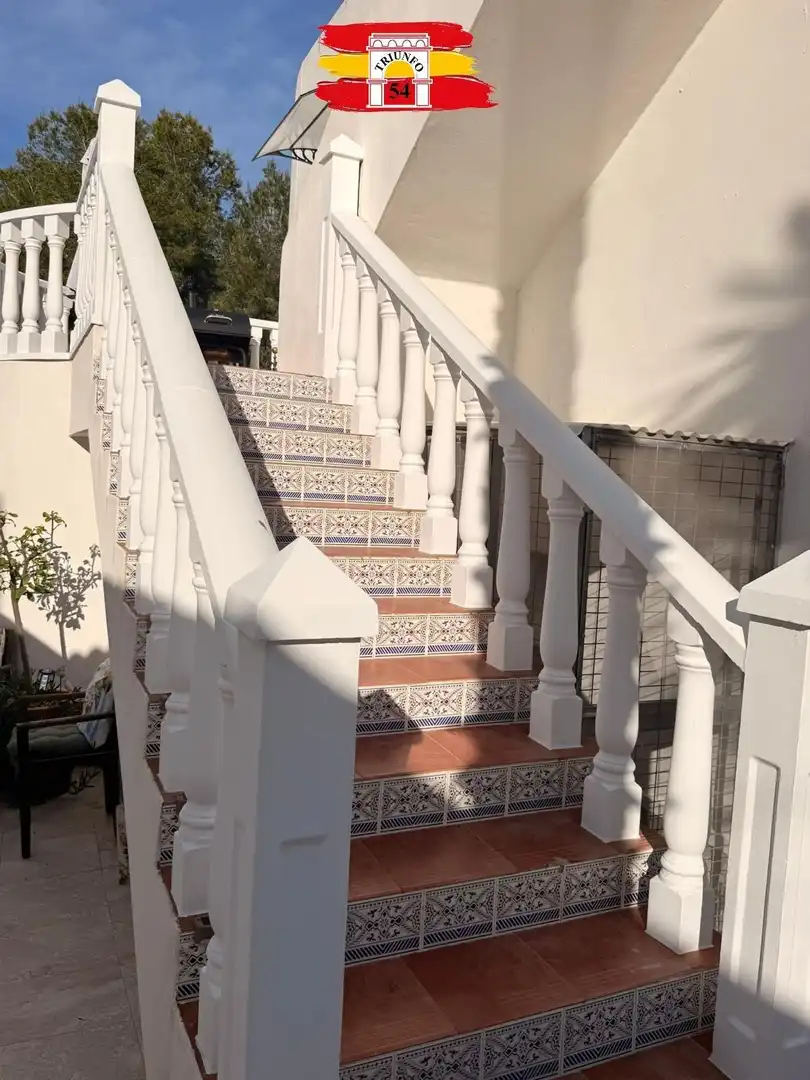 Haus oder Chalet zum Verkauf in Pilar de la Horadada mit Klimaanlage, Privatgarten und Schwimmbad