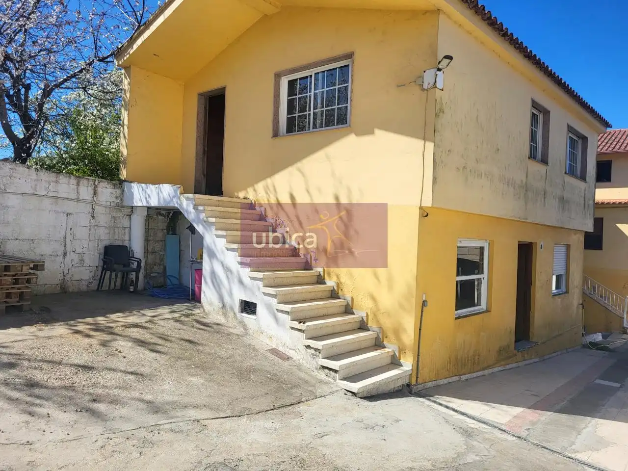 Vista exterior de Casa o chalet en venta en Vigo  con Calefacción y Trastero